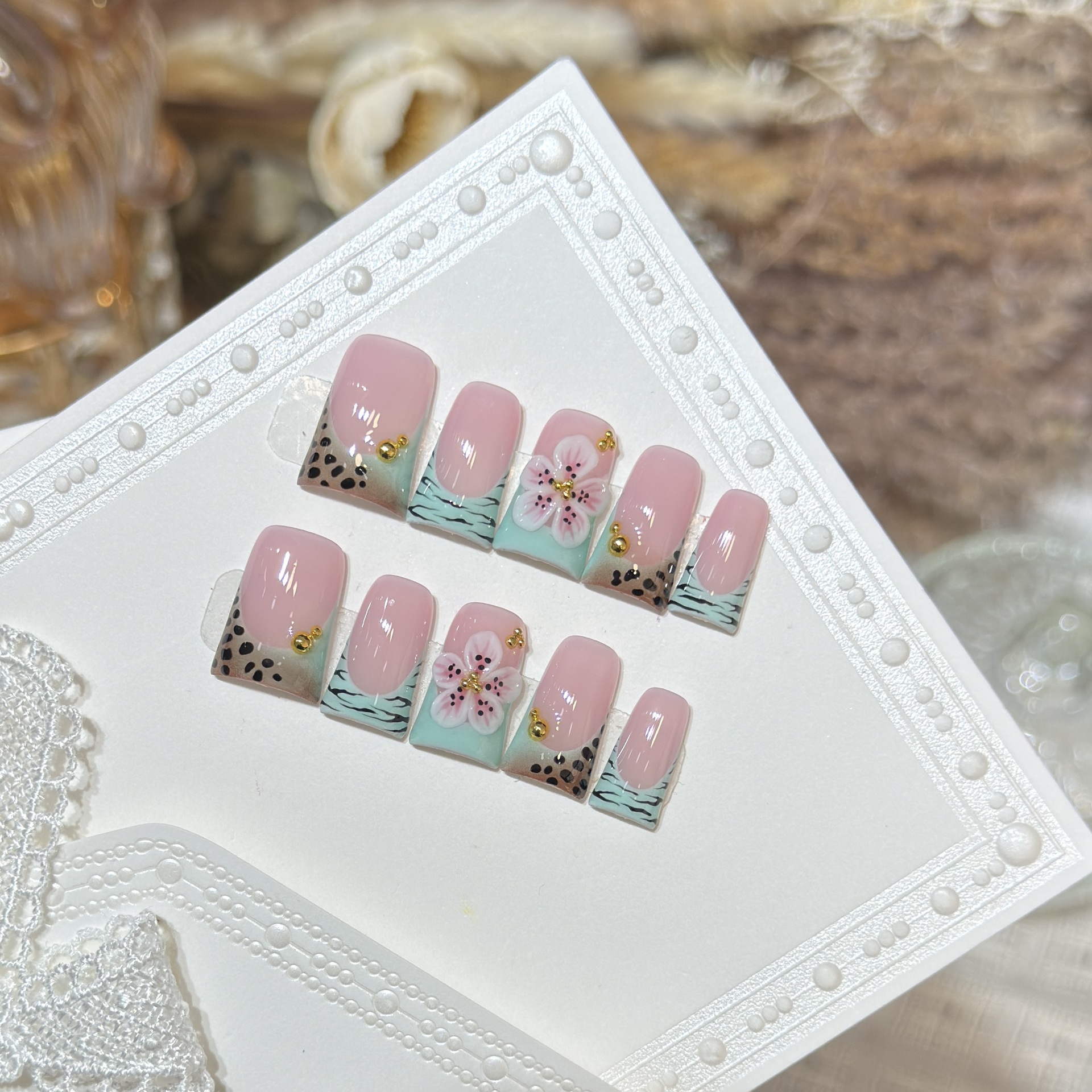 10pcs Press on Nails Duck Mout - Pressed Flower Art recensie en prijs