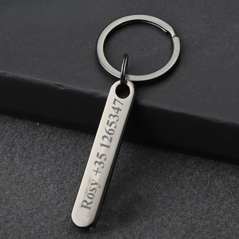 Custom Keychain with Free Engr - Initial Ring Custom recensie en prijs