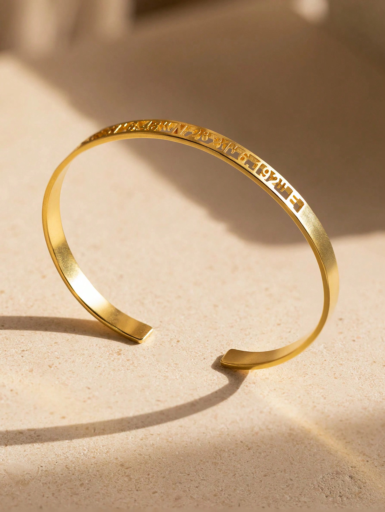 Custom Date Coordinate Roman N - Coordinates Bracelet recensie en prijs